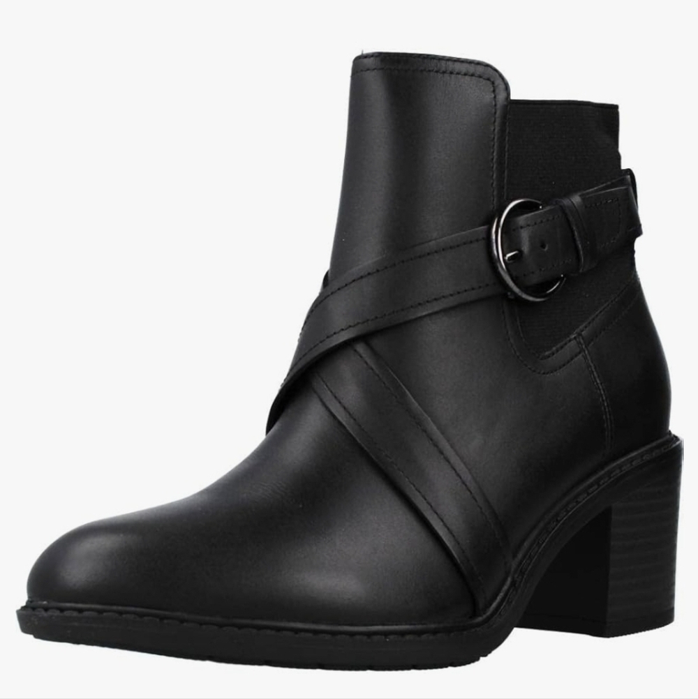 Clarks - Scene Strap Women's Leather Ankle Boots - Black - 11W